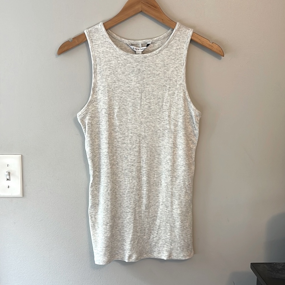 Ribbed tank